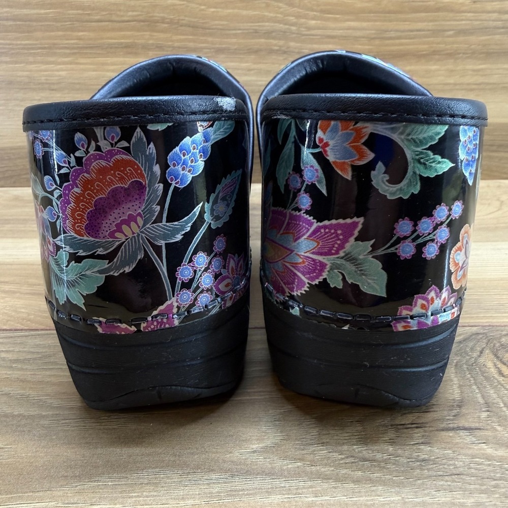 Women’s Floral Black Clog Mules - Picture 7 of 12